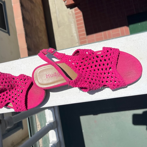 MUDD Pink Wedge Heel Shoes Size 5 - Picture 4 of 7